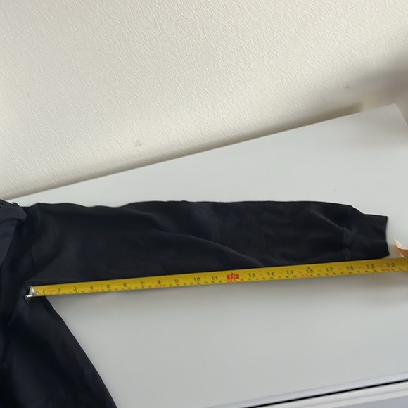 FRIENDS Central Perk Sweatshirt - Picture 4 of 5